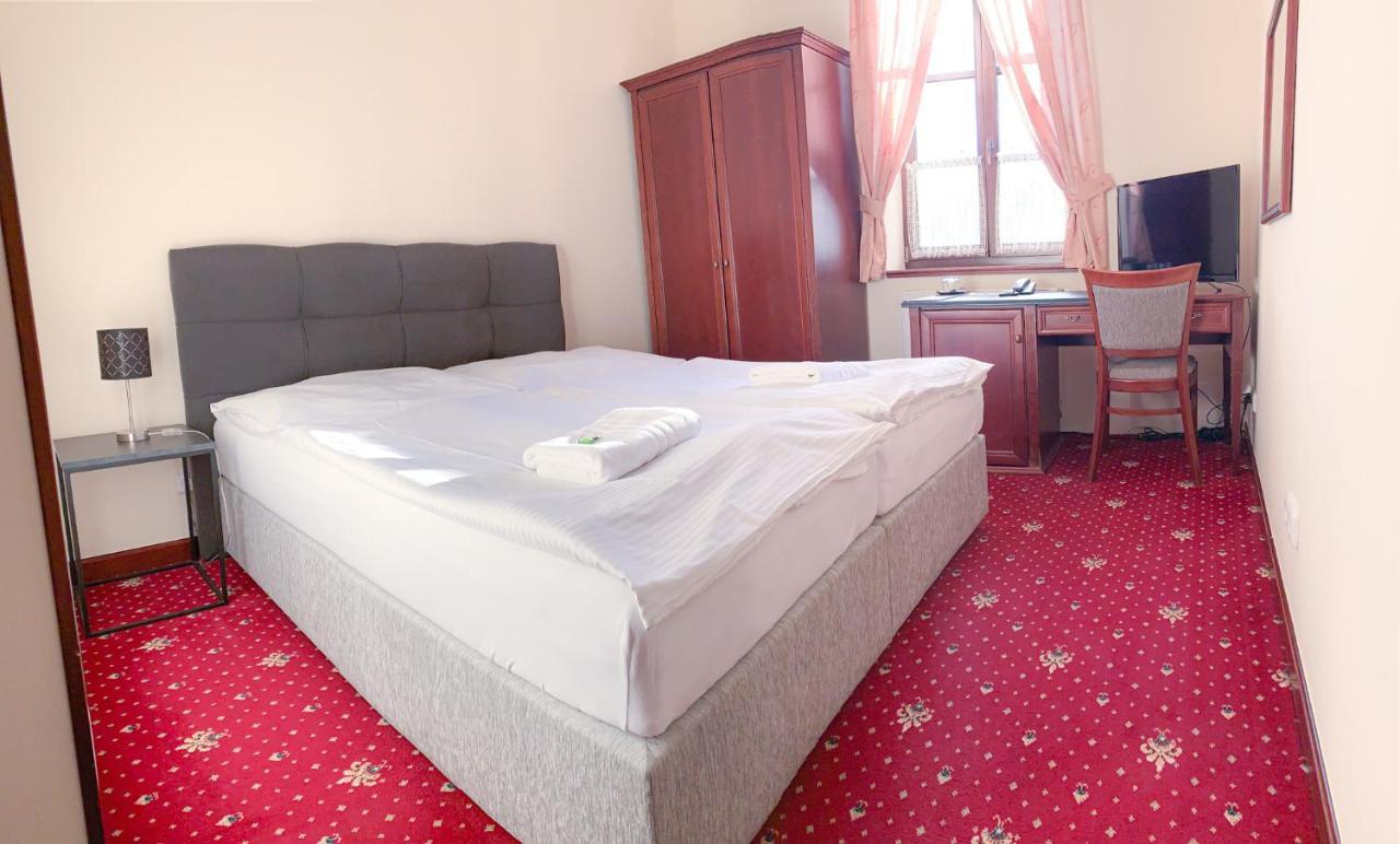 Hotel Buchlovice 3*